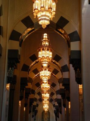 Lustres de l'allée latérale